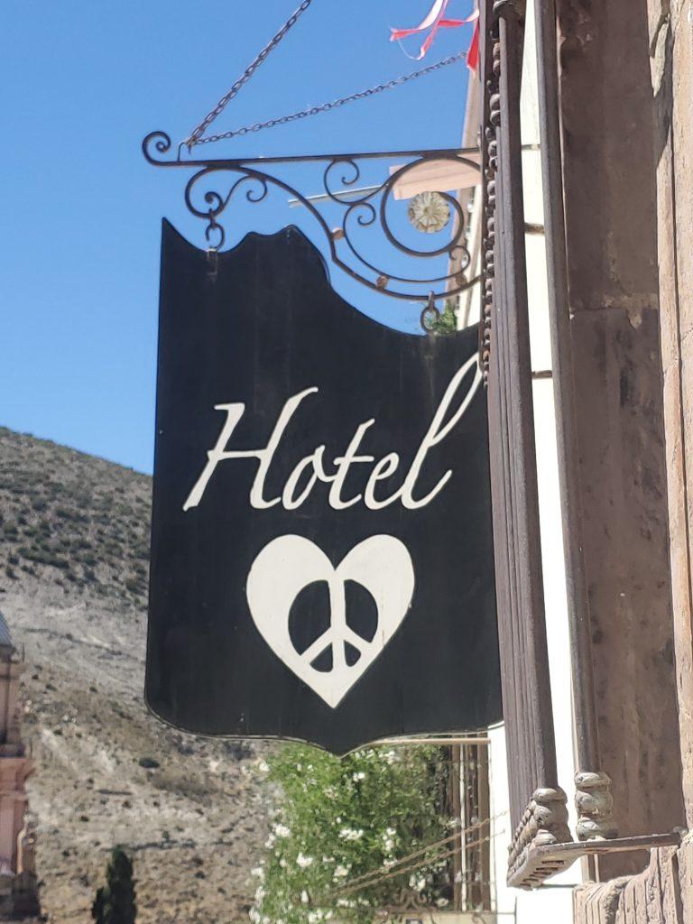 Hotel Amor y Paz 18+ - Club Social & Restaurante